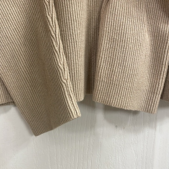 Men’s Vintage Sweater - Picture 8 of 10